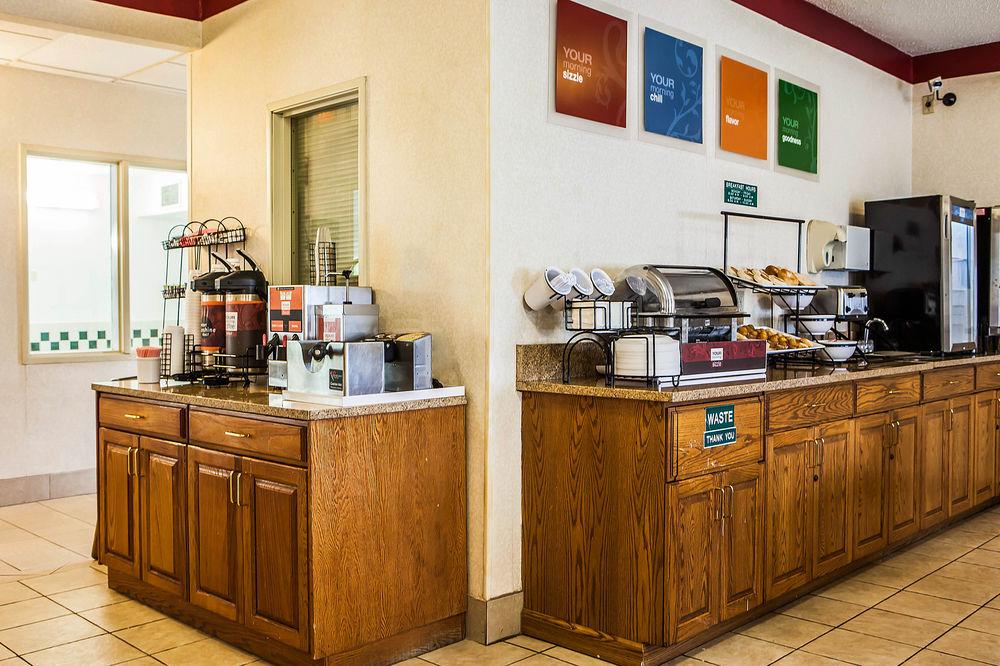 Comfort Inn Rockford Near Casino District Екстер'єр фото