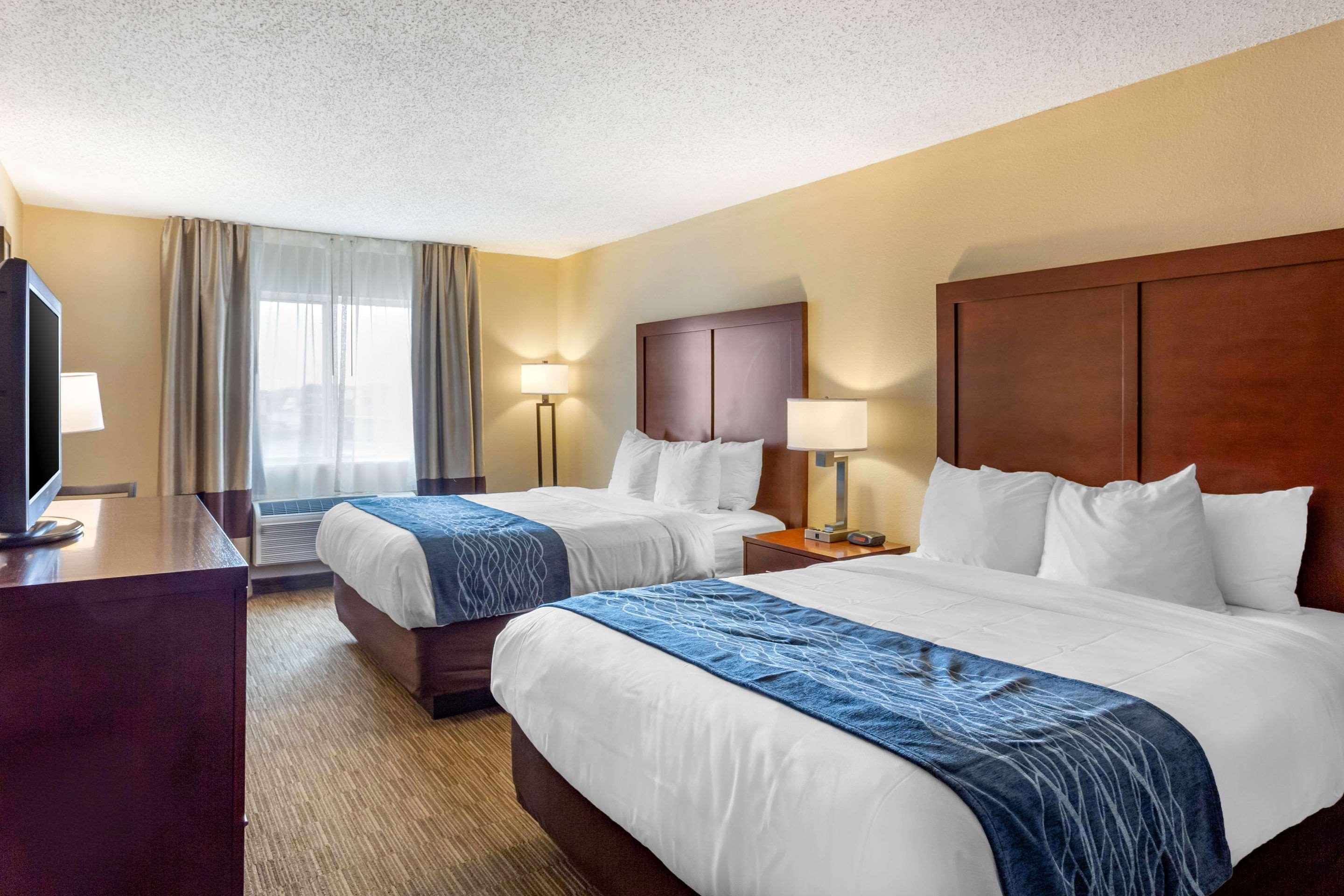 Comfort Inn Rockford Near Casino District Екстер'єр фото