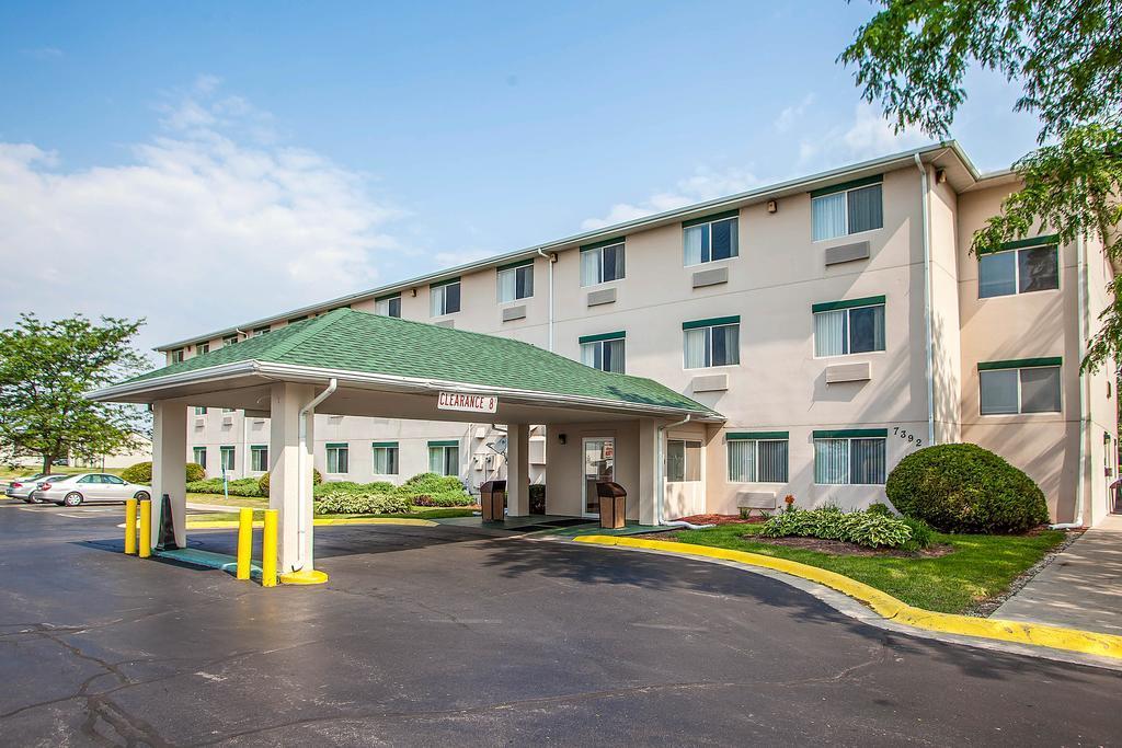 Comfort Inn Rockford Near Casino District Екстер'єр фото