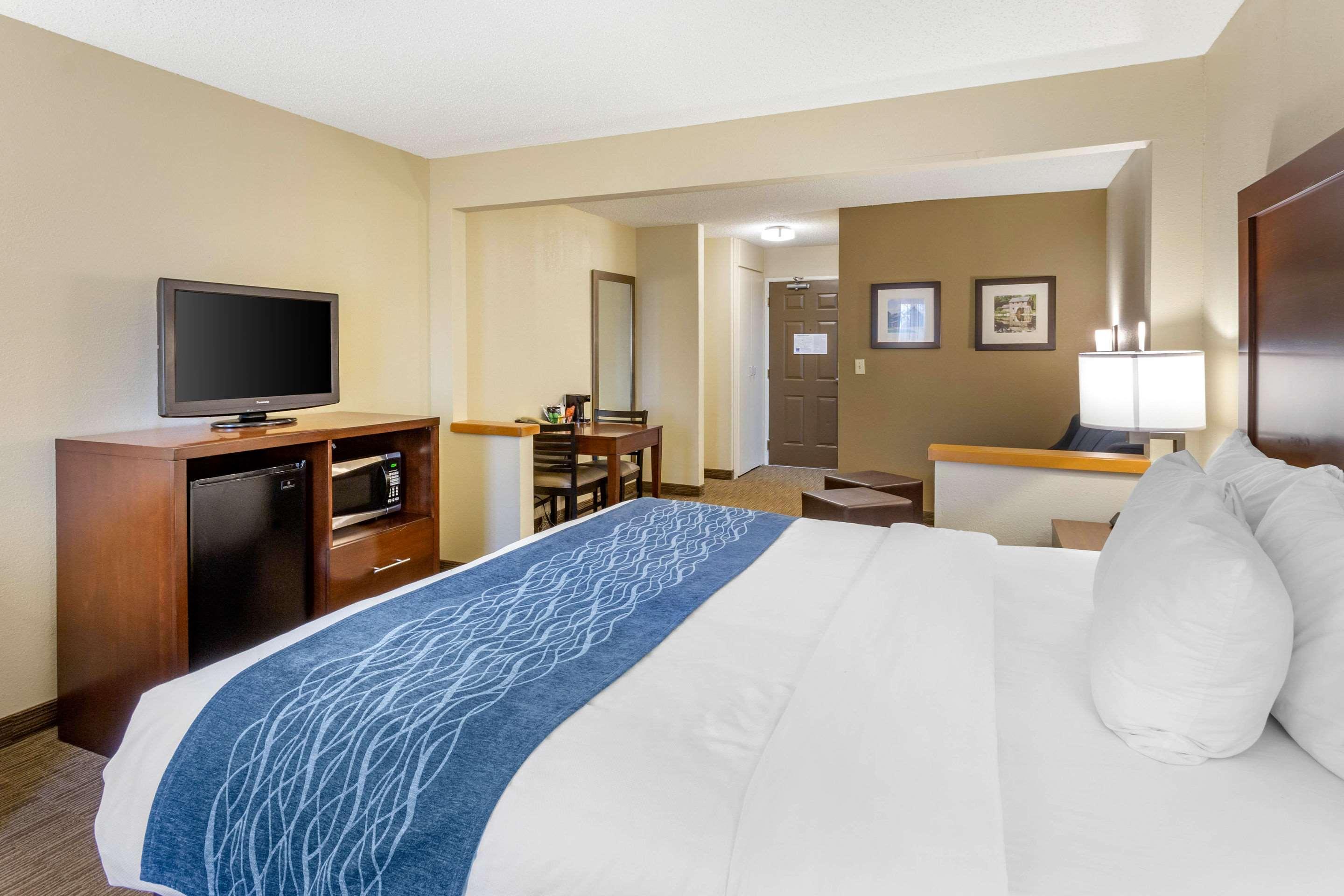Comfort Inn Rockford Near Casino District Екстер'єр фото