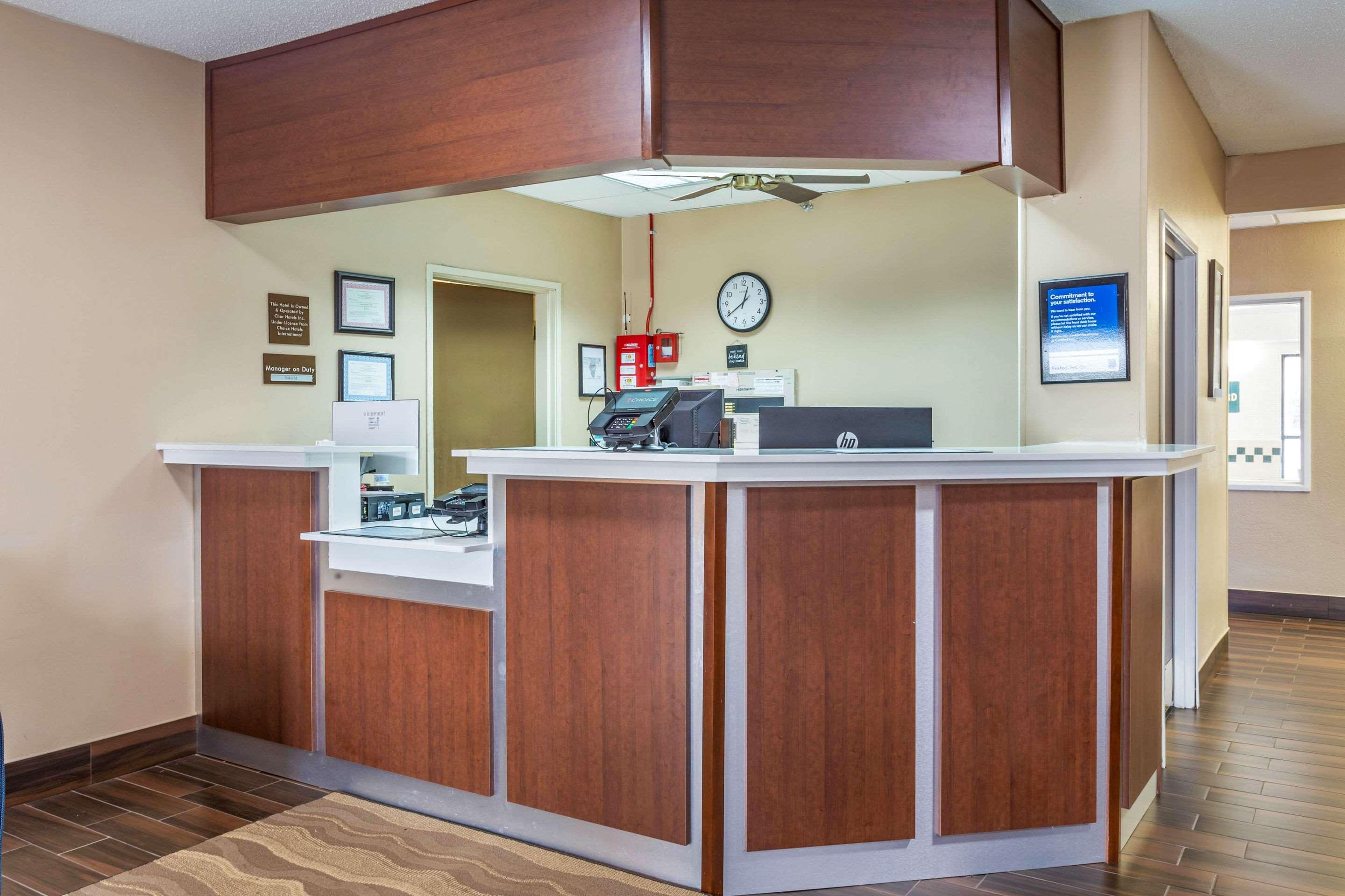 Comfort Inn Rockford Near Casino District Екстер'єр фото