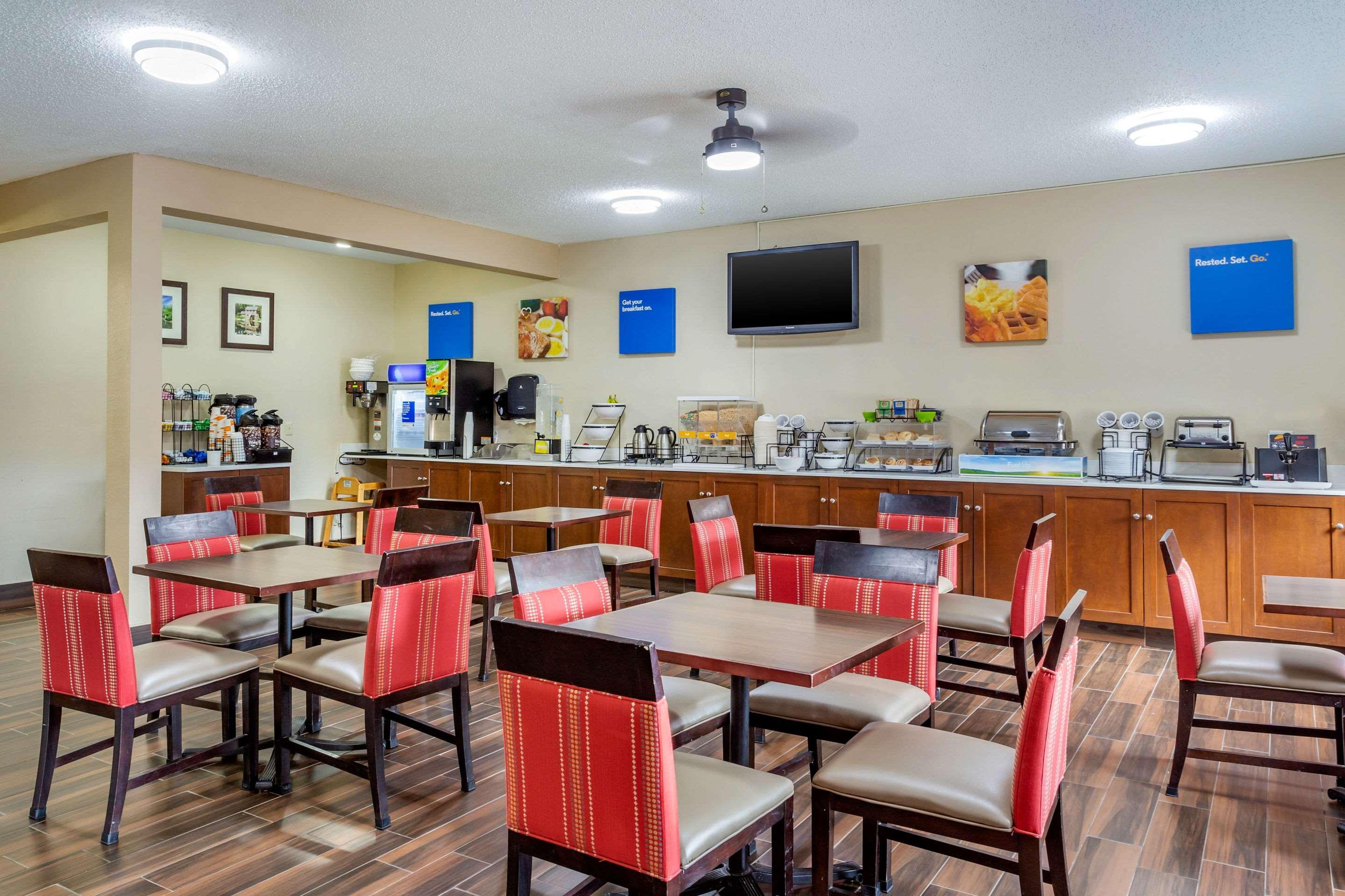 Comfort Inn Rockford Near Casino District Екстер'єр фото